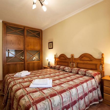 Apartamentos Camin De Pelayo Las Rozas Ruang foto