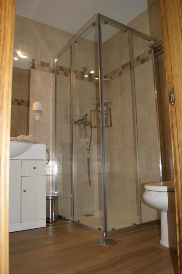 Apartamentos Camin De Pelayo Las Rozas Bagian luar foto