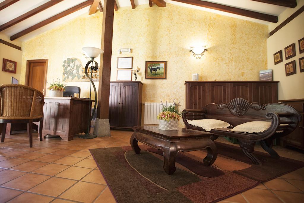 Apartamentos Camin De Pelayo Las Rozas Bagian luar foto