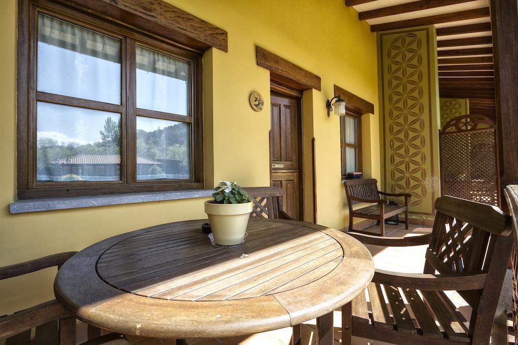 Apartamentos Camin De Pelayo Las Rozas Bagian luar foto
